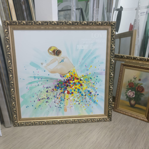 Rama elegantă pentru diplome și certificate